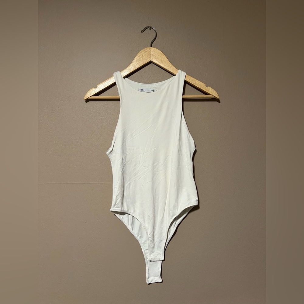 Zara White Sleeveless Bodysuit